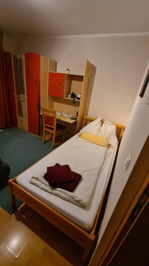 Ferienwohnung Korneuburg Bei Wien -1 Ngoại thất bức ảnh